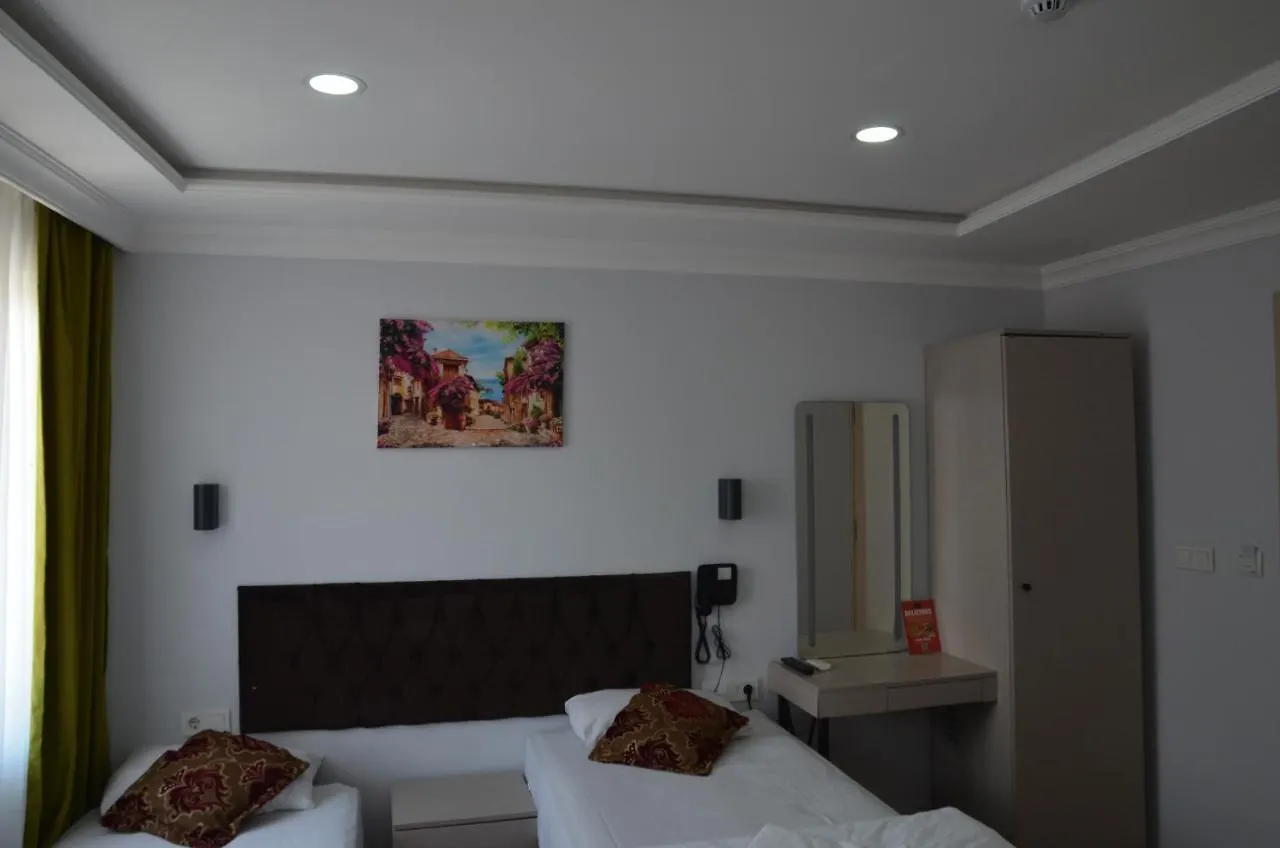 The Reina Hotel Istanbul