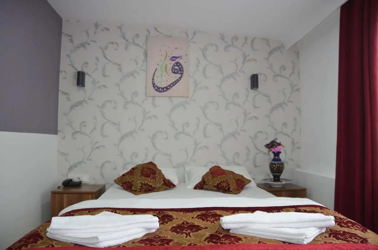 The Reina Hotel Istanbul