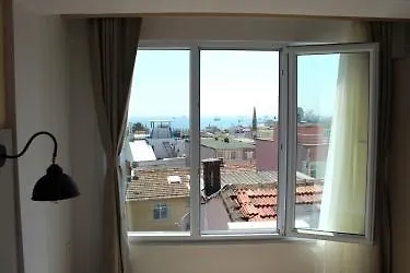 The Reina Hotel Istanbul 3*,