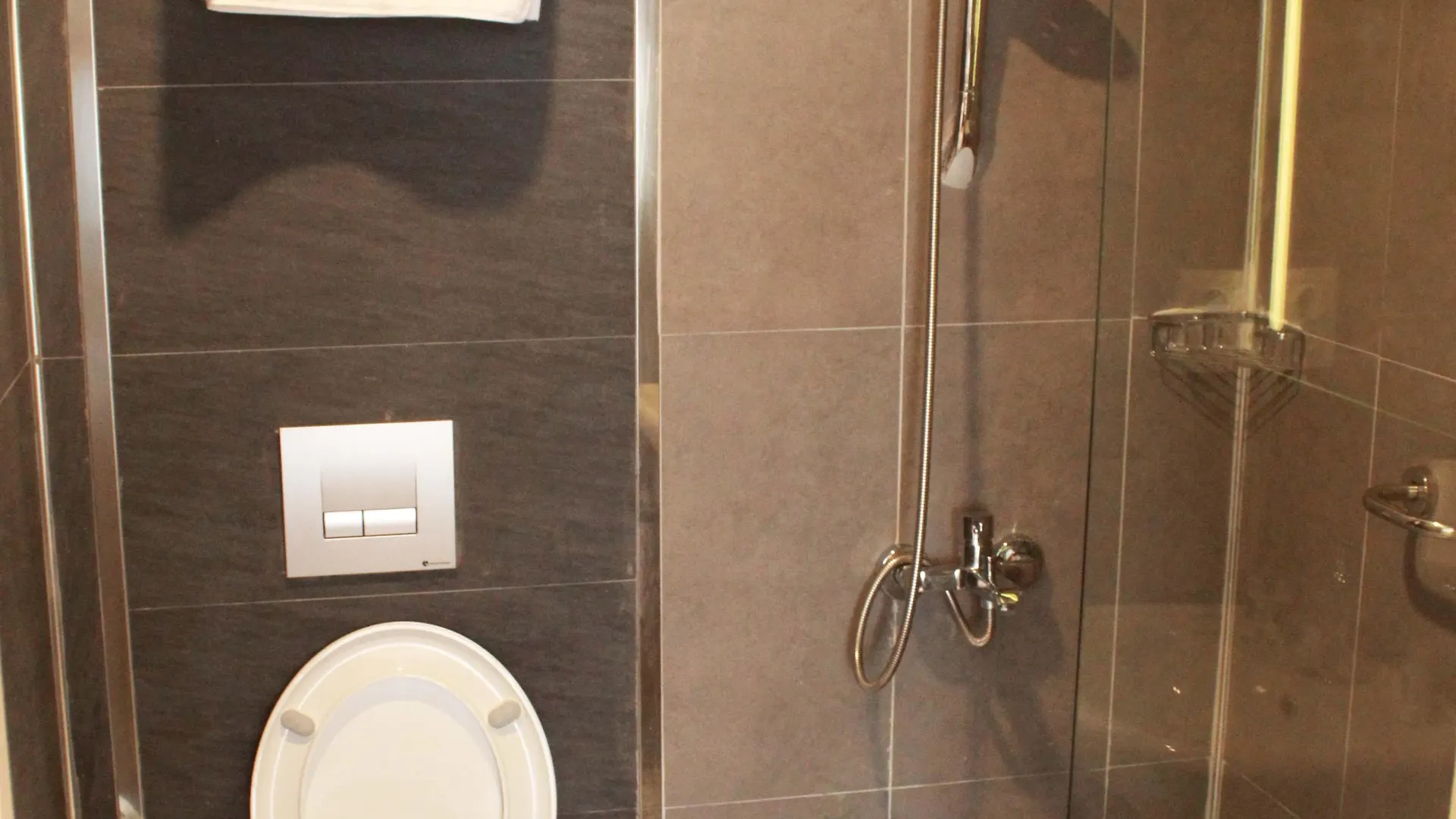 ***  The Reina Hotel Istanbul Turkey