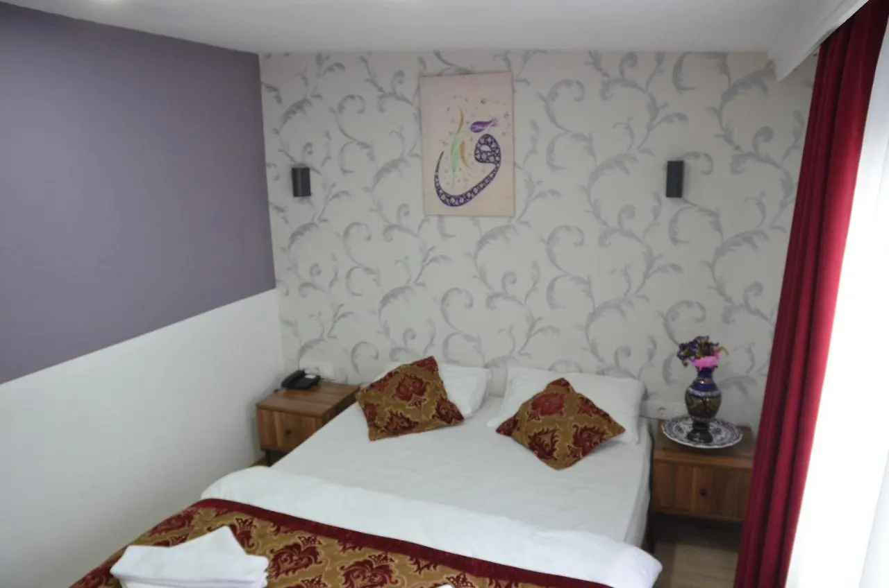 The Reina Hotel Istanboel 3*,